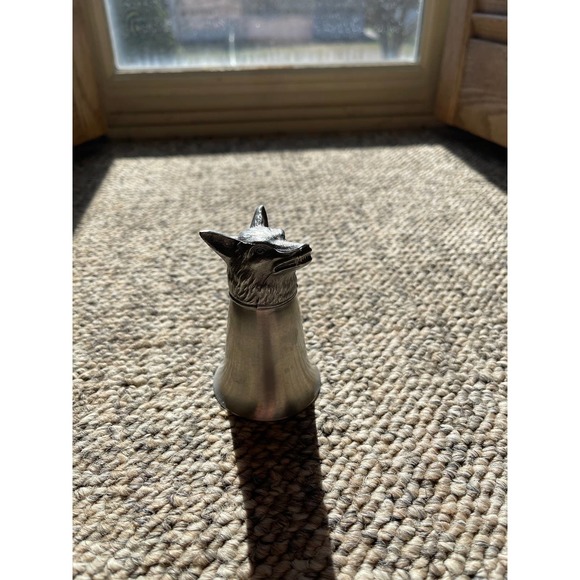 VINTAGE PEWTER ALUMINUM WOLF FOX‎ SADDLE STIRRUP CUP METAL JIGGER - Picture 1 of 7